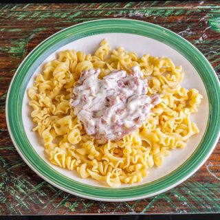 Fusiles con carbonata (puedes elegir otra salsa)