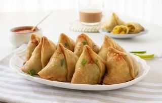 Samosa vegetal (3 pzs. - 5 pzs.)