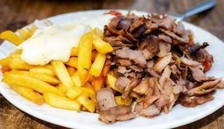 Ración de solo carne con patatas