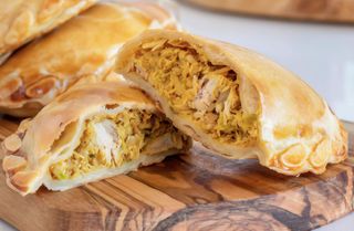 Empanada de pollo (1 ud)
