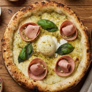 Pizza Pistacchio (33 cm.)