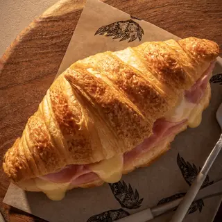 Ham and cheese croissant