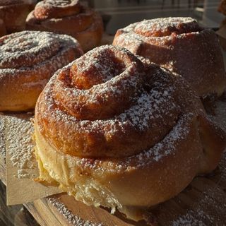 Fresh Baked Cinnamon Roll with cream
