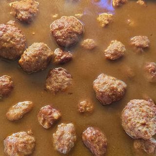 Albóndigas de cerdo en salsa española 5 uds