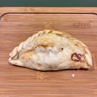 Empanada de carne 85 g.