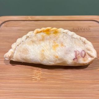 Empanada de pollo 85 g.