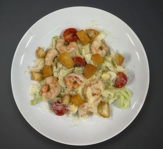 Ensalada César Con GAMBAS o POLLO