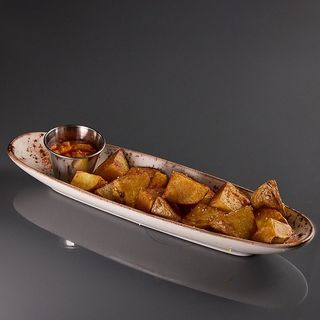 RACION Patatas Bravas