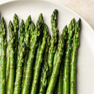 ESPARAGO A LA PLANCHA