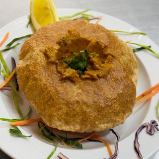 Chicken tikka puri