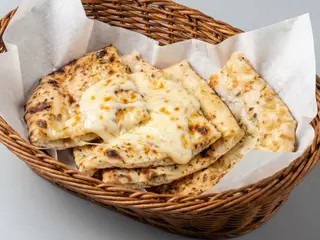 Naan de Queso