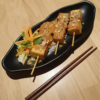 Satay Tofu (3 Uds.)