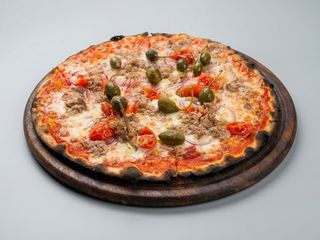 Pizze Rosse Tonno E Cipolla Rossa