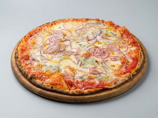 Pizze Rosse Gorgonzola E Cipolla Rossa (33 Cm.)