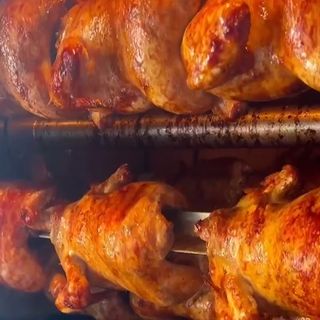 Pollo A La Brasa Entero