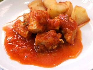 Magro de Cerdo con Tomate