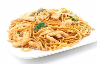 42-Fideos fritos con pollo