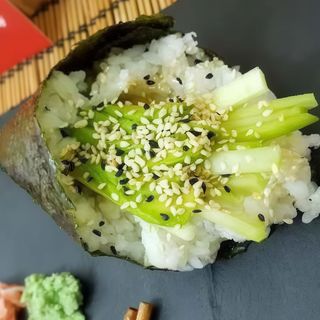 113-TAMAKI AGUACATE