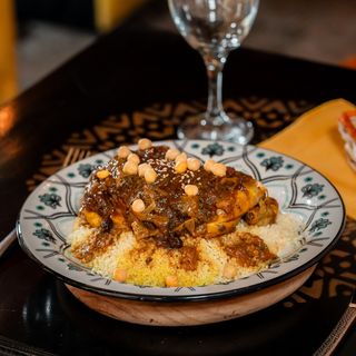 Cuscús De Pollo Con Cebolla Y Miel