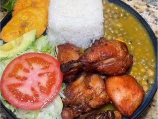 Guandules con coco dominicano