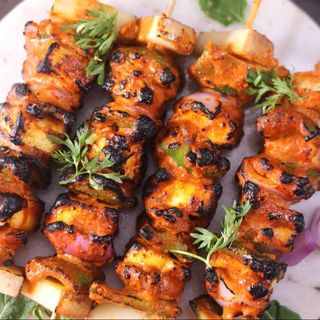 panir tikka 