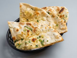 onion naan 