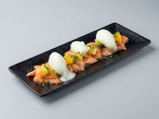 Tartar de salmón con aguacate