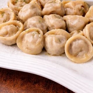 Pelmeni con carne mix
