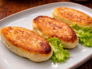 Zrazy de patata rellenas con carne mix