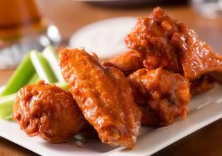 Ración De Alitas De Pollo Fritas (6 Uds.)