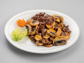 Ternera con champiñones