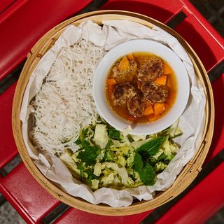 Bún Chả Hà Nội - Albondigas de cerdo