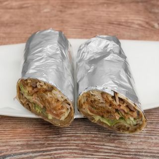 Kebab con patatas