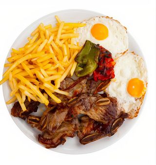 Plato de arroz y carne