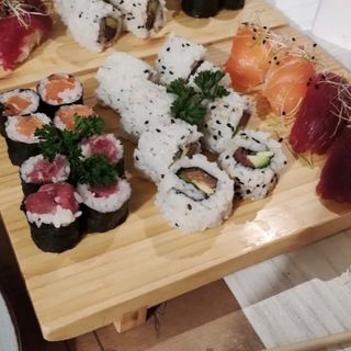 Variado De Sushi (20 Pzs.)