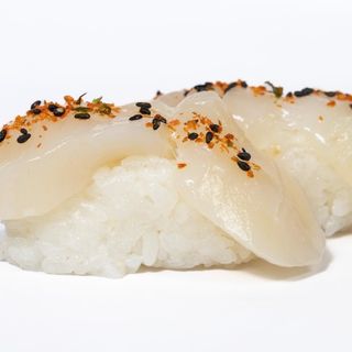 Nigiri de vieira