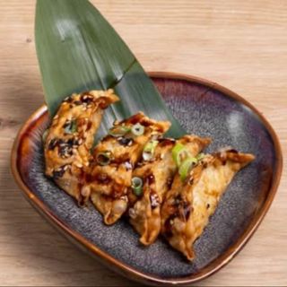 Duo de gyozas (8 uds.)