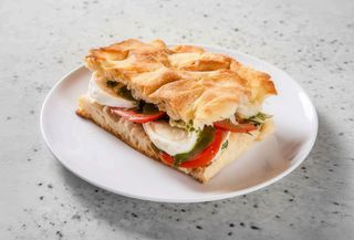 Focaccia la caprese