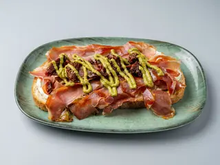 Tosta burrata
