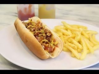 Perrito simple con patatas