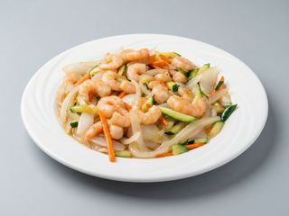Gambas con verduras variadas
