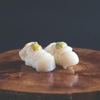 Nigiri de vieira (2 uds.)