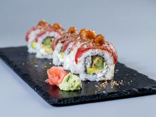 Uramakis de solomillo buey con foie (8 uds.)