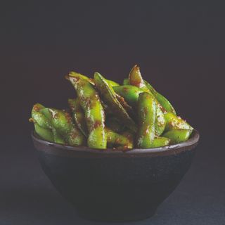 Edamame picante