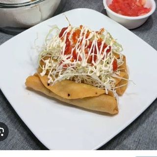 Tacos de ternera nicaragüense 1 unidad