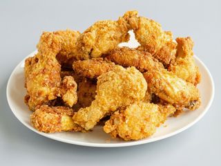 POLLO BROSTER 3 PERSONAS
