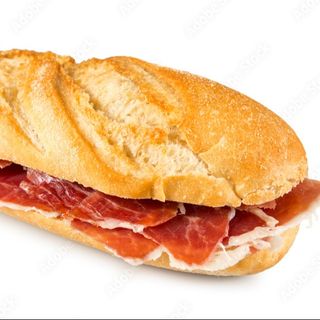 bocadillo de jamon iberico y tomate