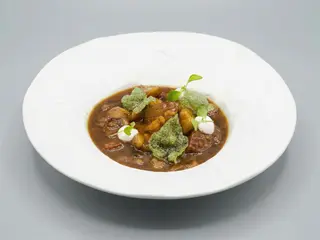 Morro De Cerdo Guisado Al Curry