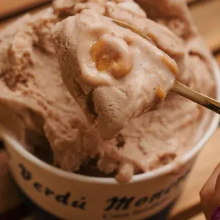 Tarrina Helado de Turrón Diego Verdú