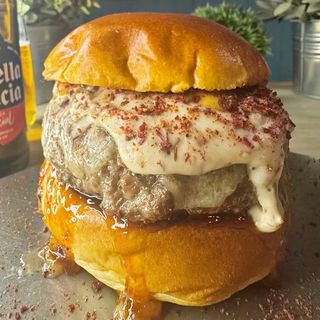 Tierra (2a mejor burger CyL 2025)